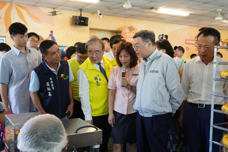 港灣新聞網 / 卓榮泰院長嘉義番路鄉農會視察　宣布核定第二期冷鏈計畫