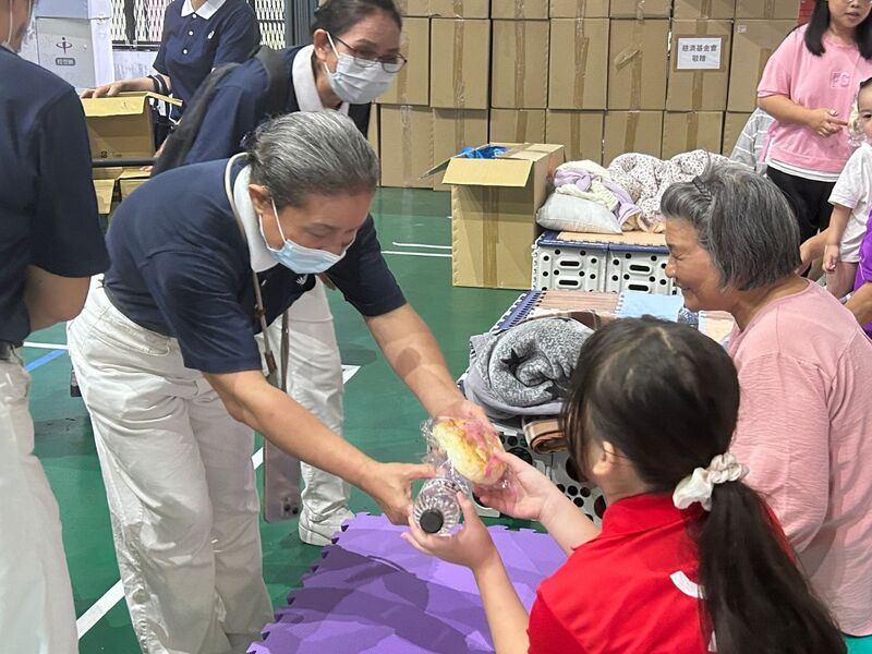 港灣新聞網 / 證嚴法師關懷花蓮災區　慈濟顏博文勘災啟動志工動員