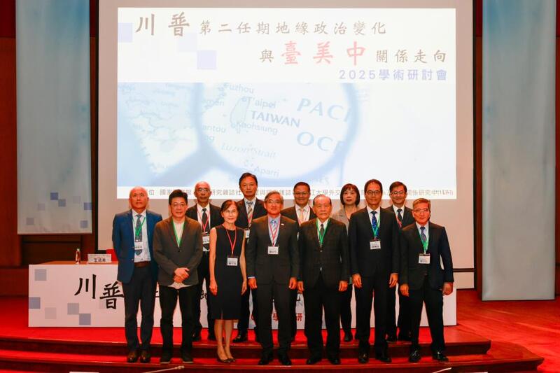 港灣新聞網／美中戰略競爭下的臺灣角色　200人齊聚國圖參與川普第二任期研討會