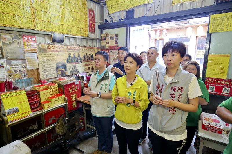 港灣新聞網 / 臺南藥皇廟發起公益 募款化為1.2萬包營養品送愛六區
