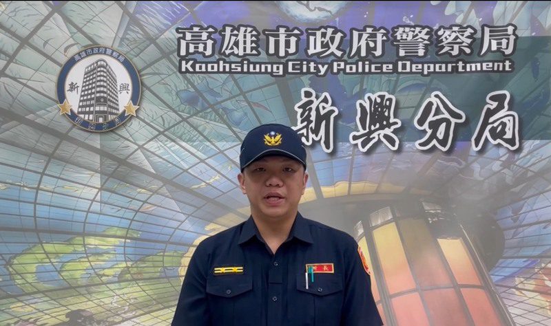港灣新聞網 / 劉男駕車疑違規闖紅燈 高雄新興分局依法告發