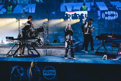 LINKIN PARK燃爆UEFA歐洲冠軍聯賽決賽開球秀（UEFA Champions League Final Kick Off Show），由百事可樂（Pepsi®）呈獻