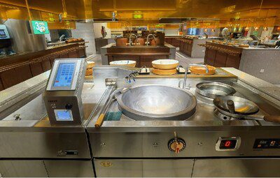 城覓科技WeBite引進AI炒菜機器人 神助攻香港餐飲升級轉型