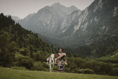 萬豪國際集團奢華品牌攜手蘇富比於香港奢華拍賣周推出臻選旅遊拍品，開拓亞太區體驗式奢華新格局