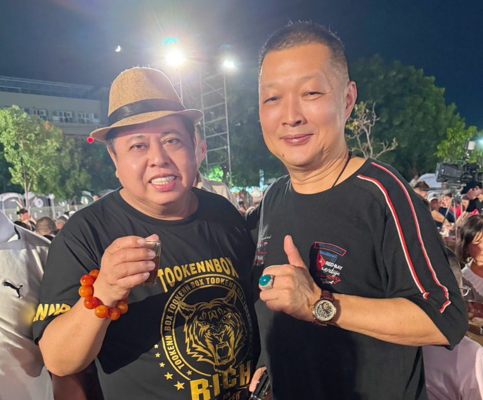 熱血俠義的黑龍精神  李江堃引領東龍藝品走出風格與溫度