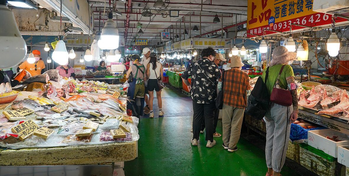 布袋魚市中秋人氣烤物　東石烤蚵吃到飽