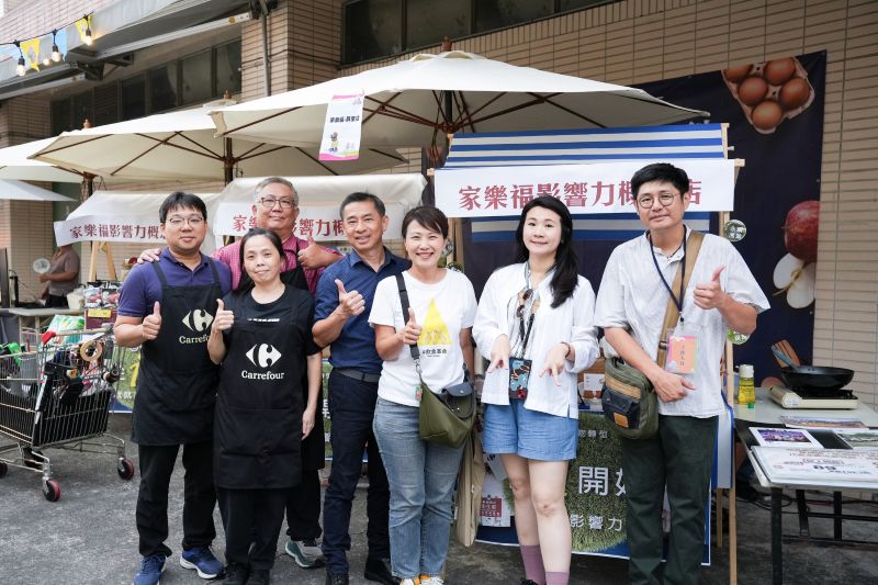 書香慶典首場「屏日曬書祭 × 共聲共品」　萬福宮前登場