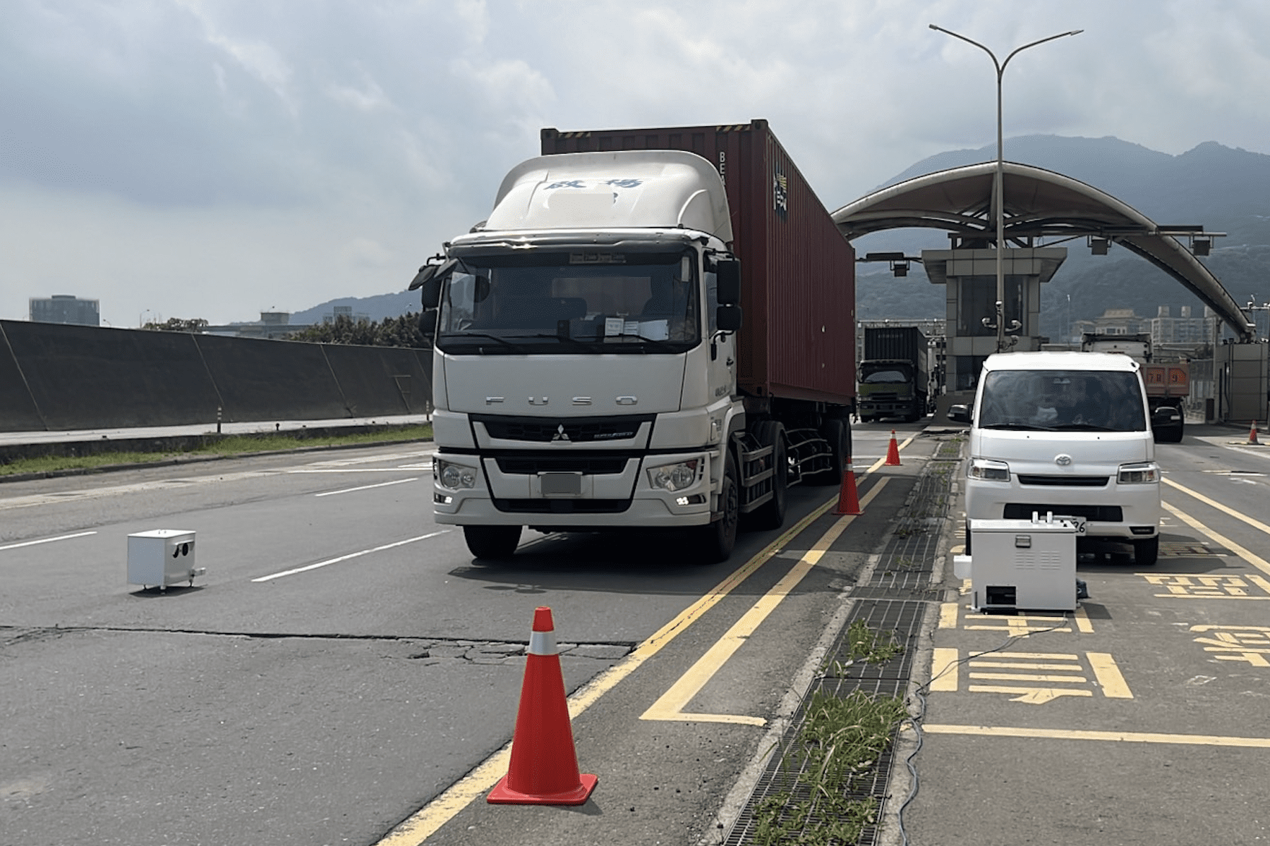 精準打擊空污車     台北港啟用遙測+車牌辨識系統違規即開罰