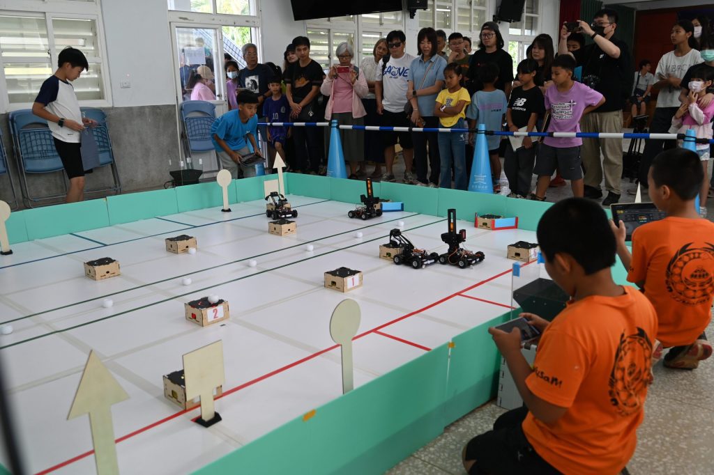 「2025臺東智創機器人競賽」  75隊伍同場較勁