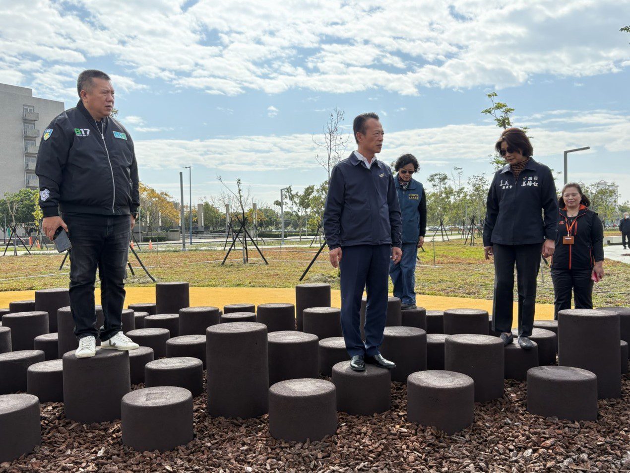 嘉義長庚醫院中央公園竣工開放　提供社區民眾多元休閒設施