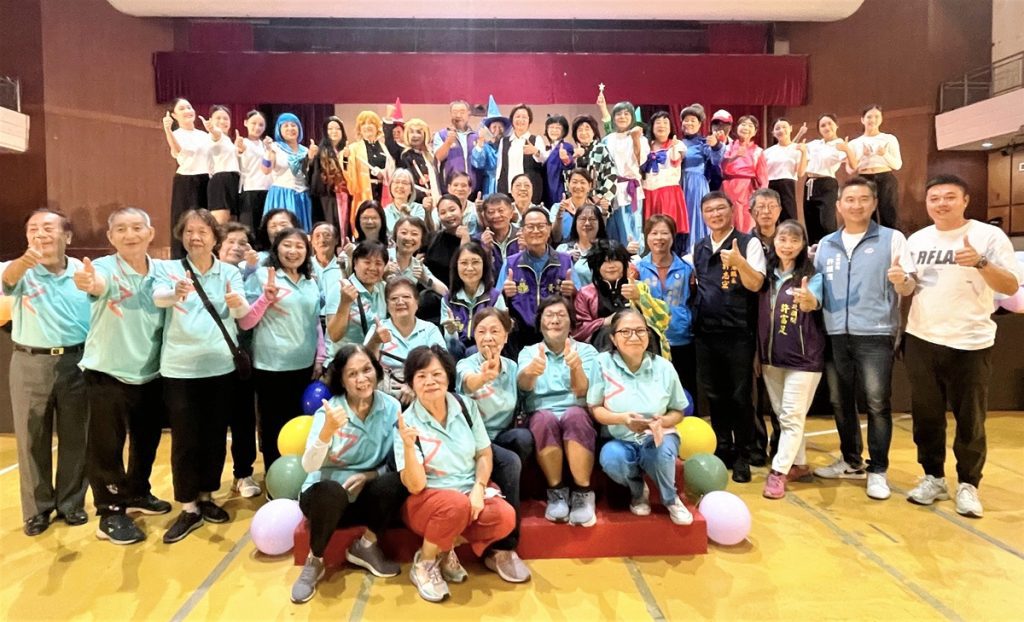 高齡穿搭動態走秀   讓長者展現最美的穿搭