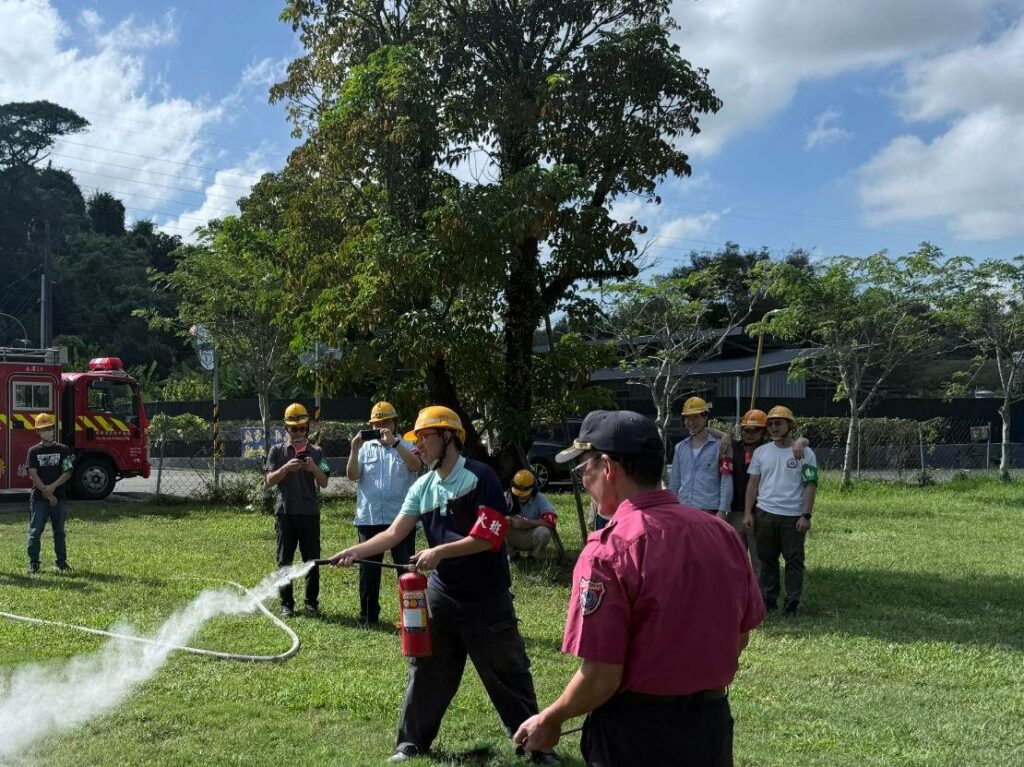 美濃消防隊至竹子門電廠防火宣導強化火災應變技能