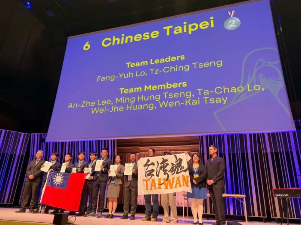 台灣代表隊於第38屆國際青年物理學家競賽  勇奪銀牌獎