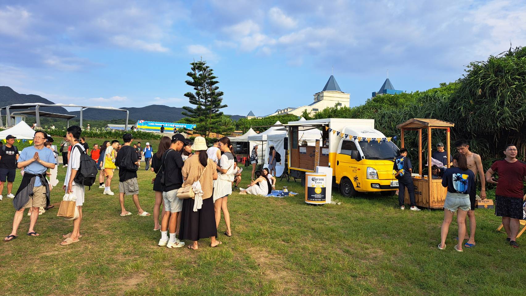 東北角草地浪花音樂會   山海市集、美食餐車、涼夏野餐high一夏