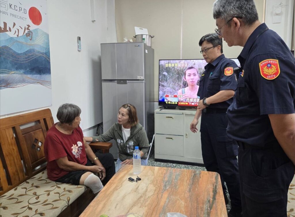 美濃阿婆摔傷引關注　邱議瑩關懷協助度難關