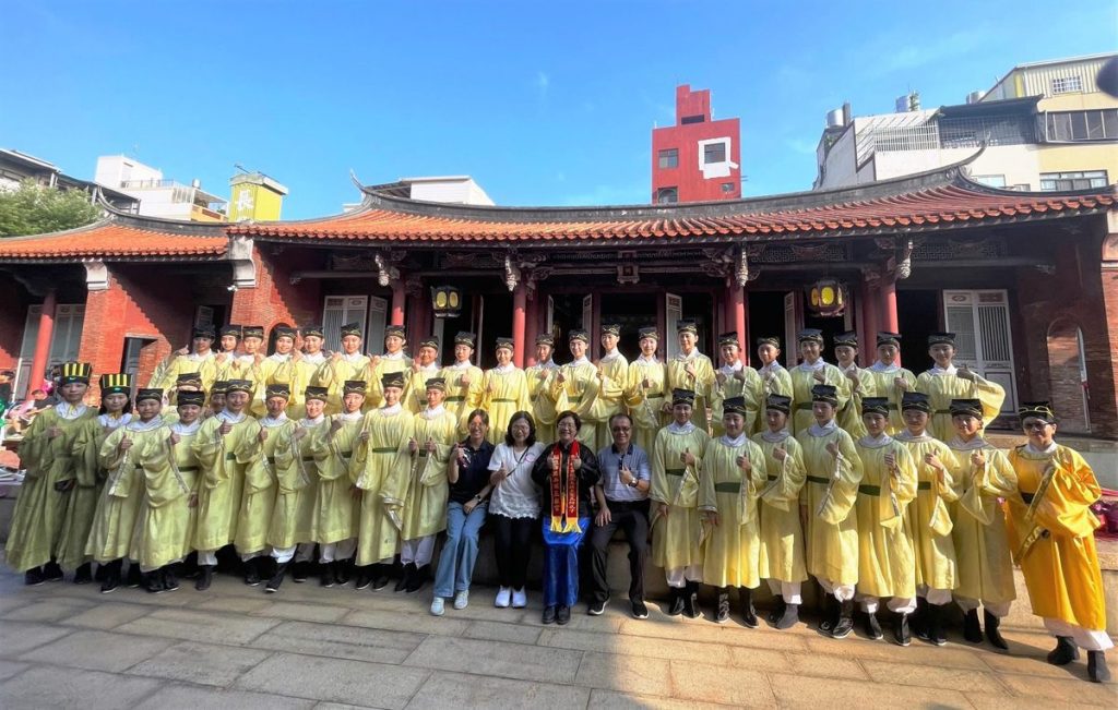 弘揚尊師重道之儒學精神   彰化縣祭孔大典循古禮表敬意