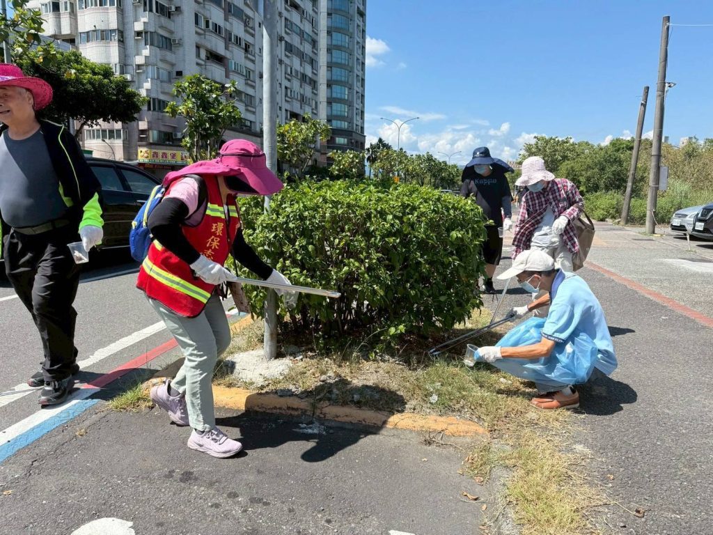 「減菸蒂 淨環境」  菸蒂不落地留下乾淨與美麗