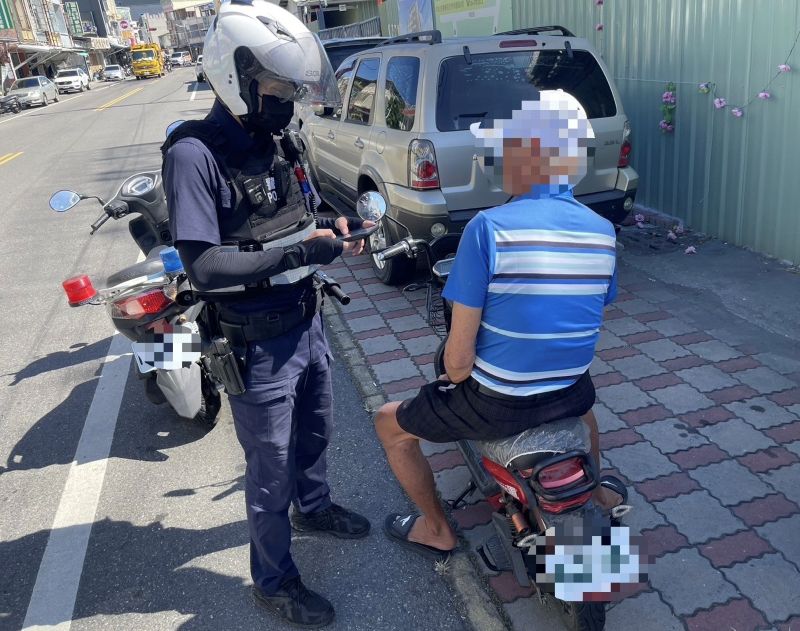 枋警加強交通宣導及取締　降低闖紅燈違規事故