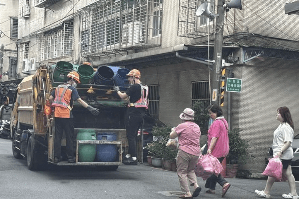 新北環保局暖心補助     弱勢民眾專用垃圾袋費用入帳     逾12萬人受惠