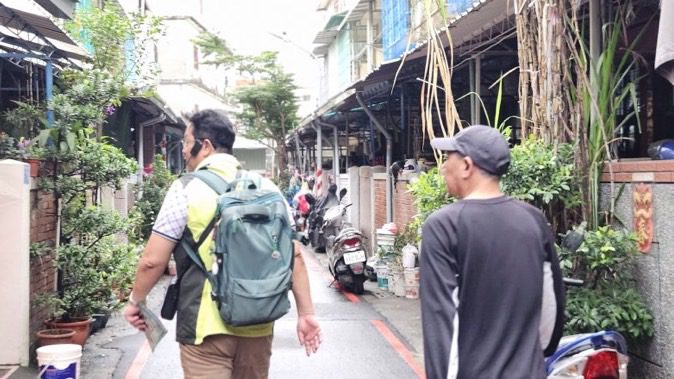 『左營楠梓漢』薛兆基風雨前疾行左營三里　提社區再生藍圖