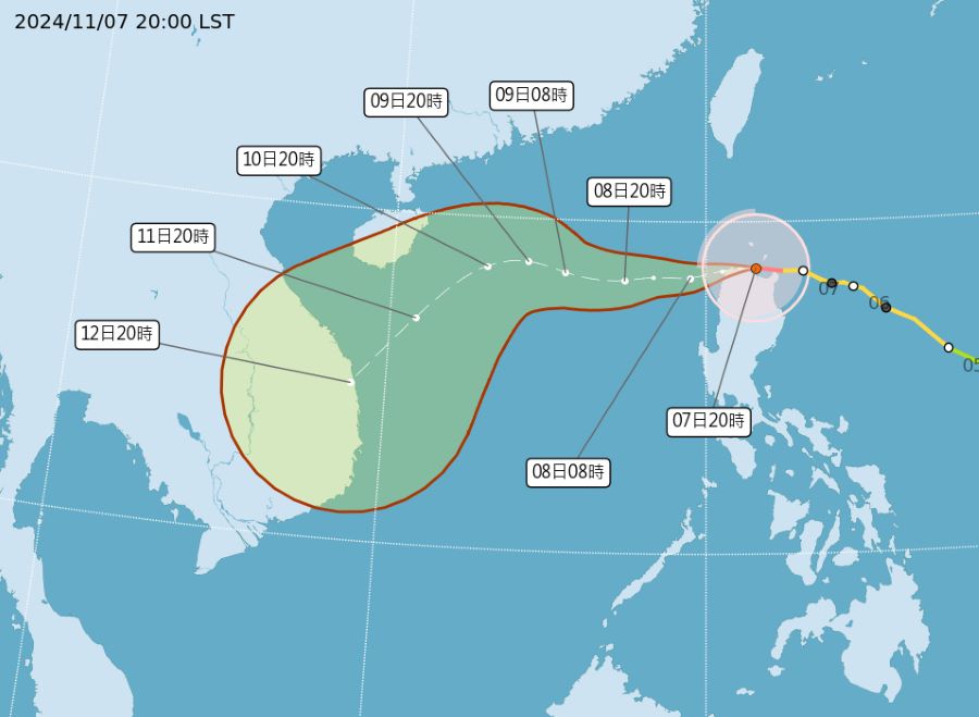 「銀杏」增強為強颱　「外圍雲系＋東北季風」迎風面留意豪雨