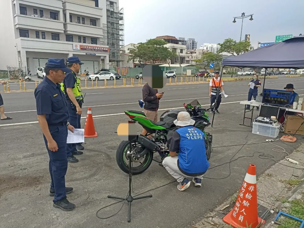 環警監聯合稽查 改裝噪音車無所遁形
