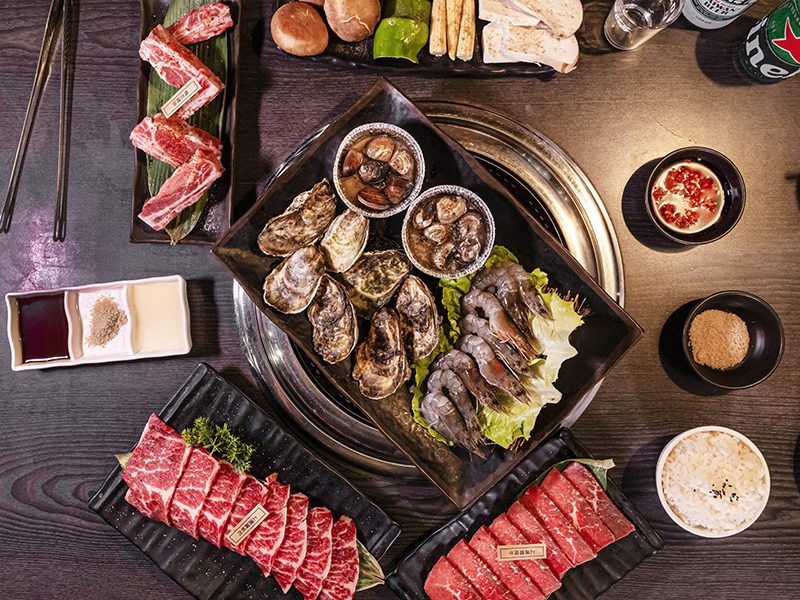 墾丁聚餐首選！無煙燒肉舒適不悶熱 肉香撲鼻征服旅人味蕾！