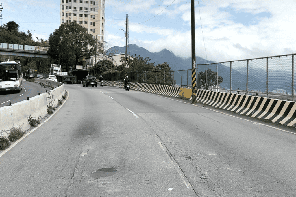 新北五股成泰路三、四段夜間封閉     改善道路品質     籲用路人配合交管