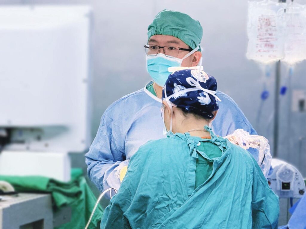 屏東醫院引進脊椎內視鏡微創手術　患者術後隔日即可行走、安心返家