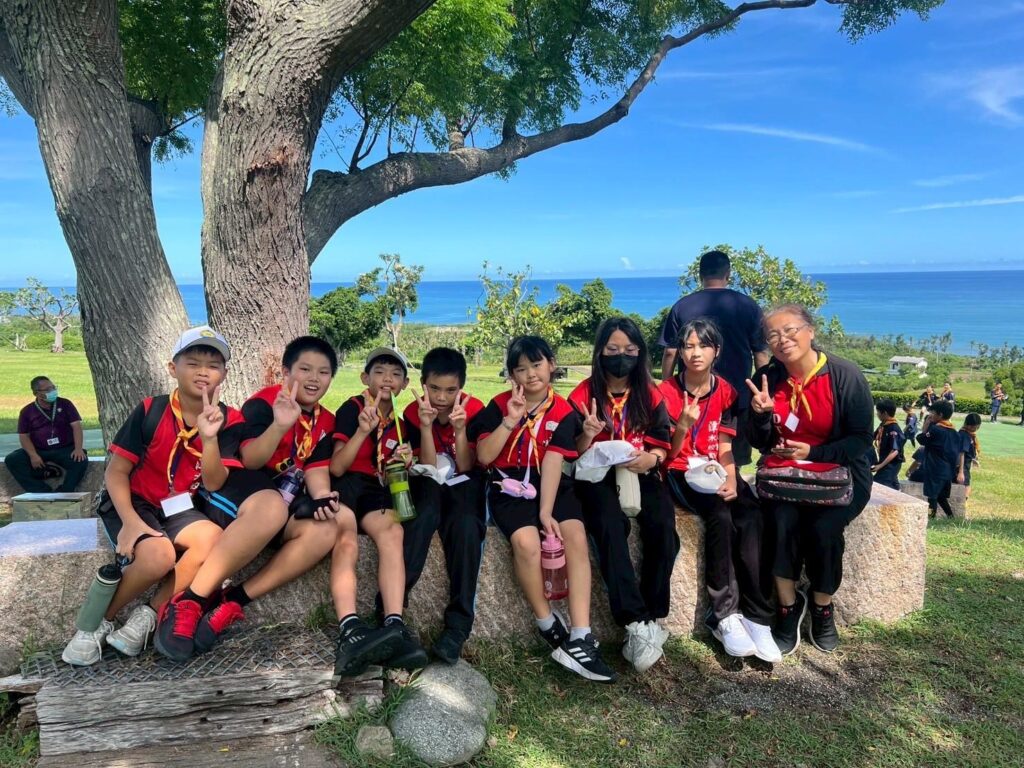 屏東縣各級童軍自然生態探索體驗營    多元學習強化團隊的凝聚力