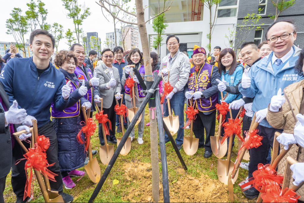 公益不落人後     國際獅子會300B3區桃園植樹     張善政力讚綠化貢獻