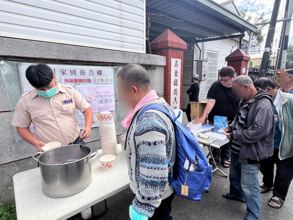 屏縣府持續低溫關懷街友 邀請民眾合力送暖