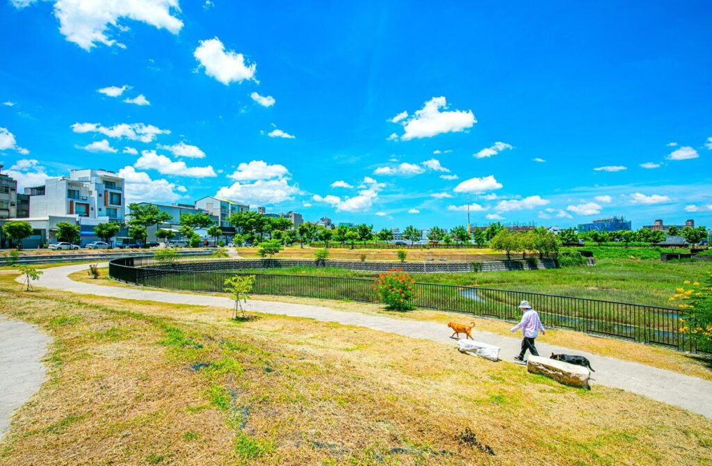 南科宜居生活圈底家！「遠雄東御苑」百貨、公園、文教加持