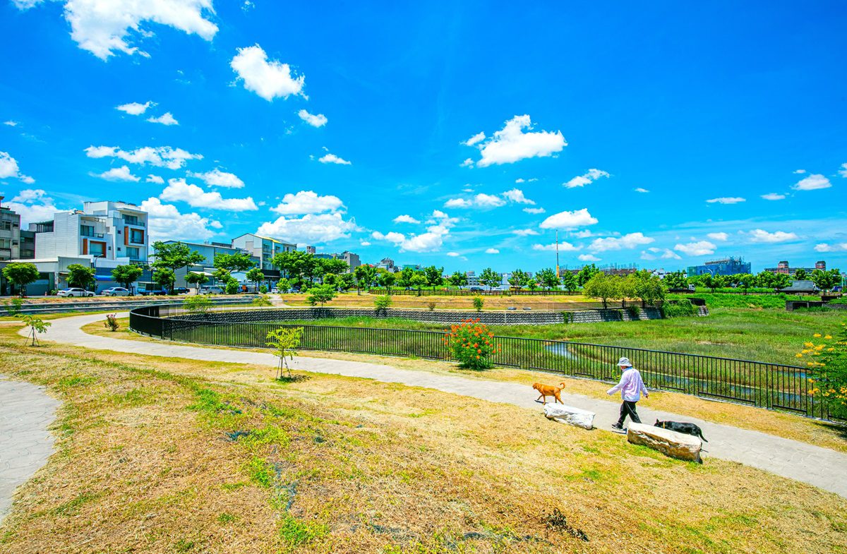 南科宜居生活圈底家！「遠雄東御苑」百貨、公園、文教加持