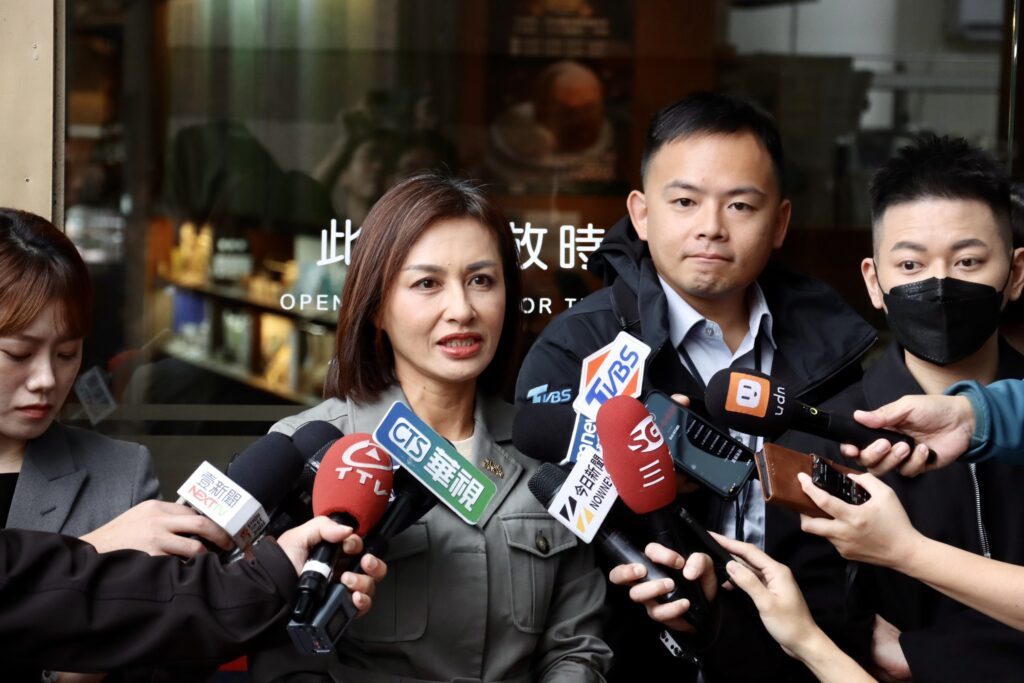 邱議瑩：嚴厲譴責惡意造謠！」「同名同姓支持者遭網軍影射是太子集團成員