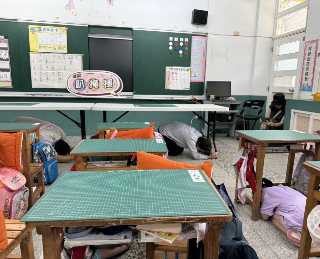 校園國家防災日演練  屏東齊心 防震強韌