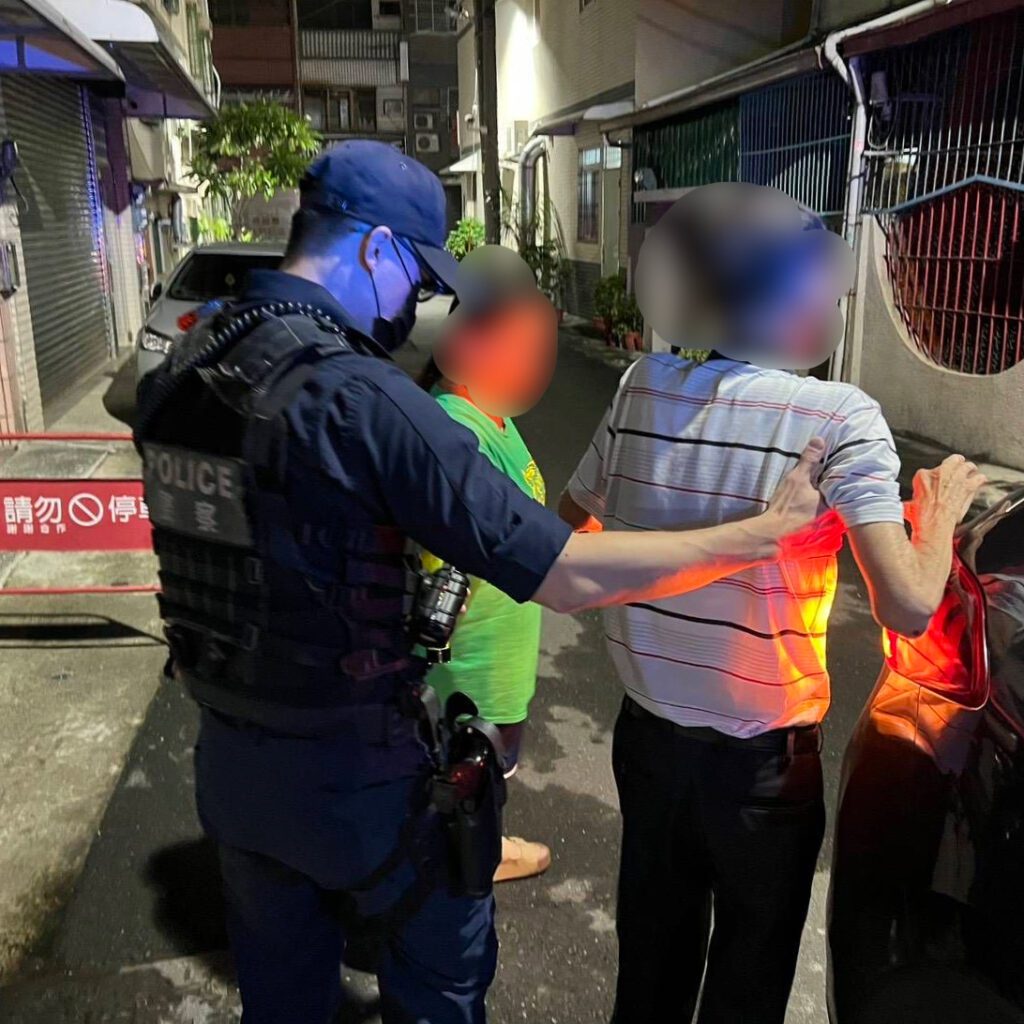 暖警協助老人返家　備受讚許